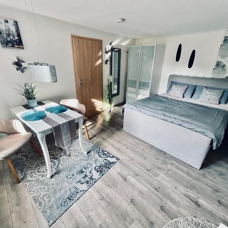 Wohnung Mit Charme, Netflix Rheinstetten Dış mekan fotoğraf